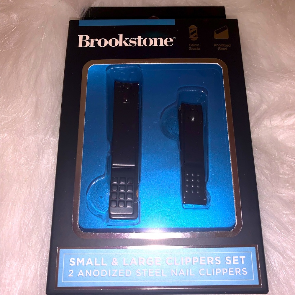 Brookstone nail clippers set